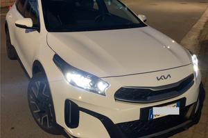 KIA XCeed 1.6 CRDi 136 CV MHEV iMT Business