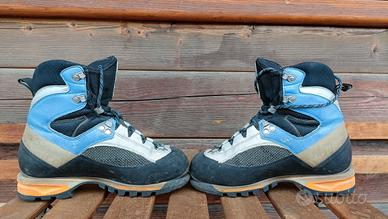 Scarponi da alpinismo SCARPA n. 38