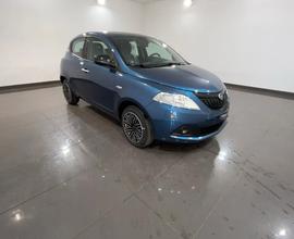 Lancia Ypsilon 1.0 FireFly 5 porte S&S Hybrid Oro