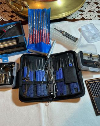 Kit completo per Manipolazione Serrature