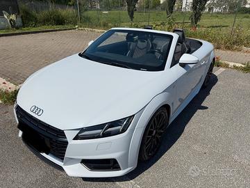 AUDI TT 3ª serie - 2015