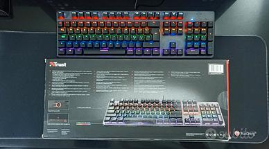 Trust GXT 865 Asta Tastiera da Gioco con LED