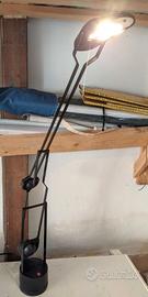 Stilplast Lampada tavolo regolabile Halo nera scri