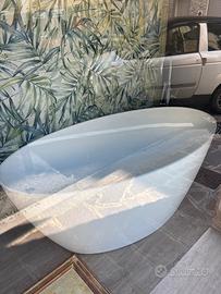 Vasca Lake 160x80 in mineral solid