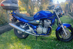 Moto Suzuki Bandit 600