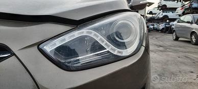 HYUNDAI I40 STATION WAGON 2010 - FARO ANTERIORE SI
