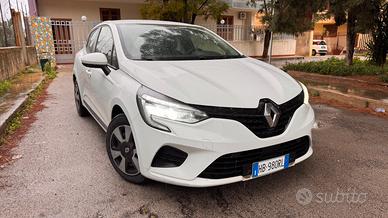 Renault Clio V  1.5 DCI 90 CV