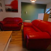 Due divani , due posti fissi