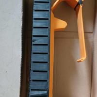 Scopa  per pulizia in gomma