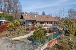 VILLA SINGOLA A LA CASSA