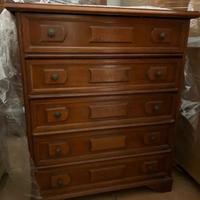 Comodino in legno con 5 cassetti
