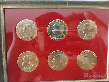Set di medaglie commemorative
