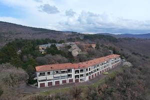 3 LOCALI A SAN DORLIGO DELLA VALLE