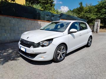 Peugeot 308 Incidentata/Sinistrata