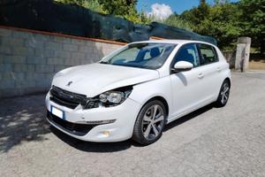 Peugeot 308 Incidentata/Sinistrata
