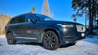 Volvo XC90 inscription