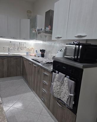 Cucina Angolare vero Legno