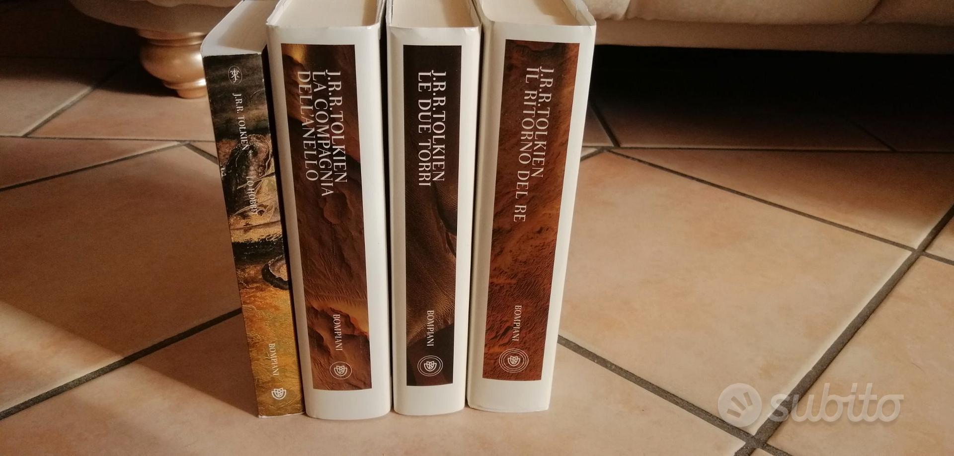 LIBRO LO HOBBIT - TOLKIEN - Libri e Riviste In vendita a Roma