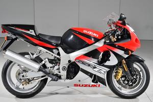 Suzuki GSX-R 1000 k1 da tagliandare