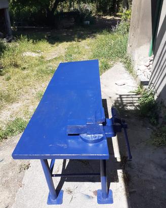 banco in ferro