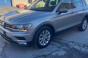 Volkswagen Tiguan 2.0 TDI SCR 4MOTION Business Blu