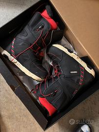 Scarponi Burton Snowboard Moto 44