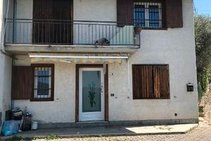 Casa affiancata castelgomberto