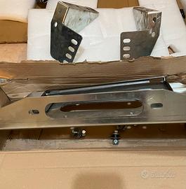 Piastra verricello per Mitsubishi l200