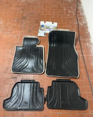 Tappetini in gomma originali BMW per Serie 2 (F23)