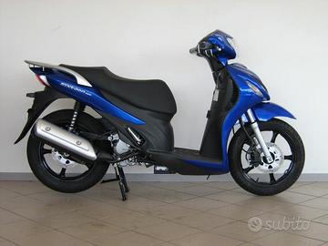 Suzuki Sixteen 125 eccellenti condizioni 3000 km