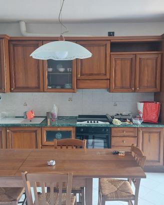  camera da letto, piu cucina, piu bagno