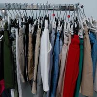 Stock abbigliamento bambini