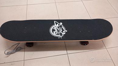 Skateboard nuovo