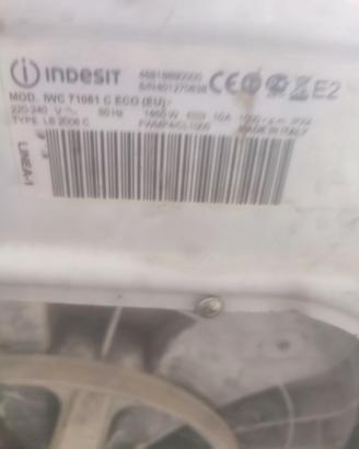 Lavatrice Indesit per pezzi di ricambio