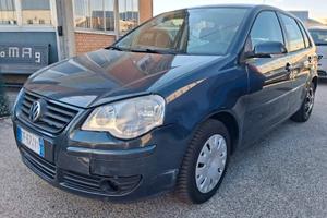 Volkswagen Polo 1.2/70CV 12V 5p. Comfortline