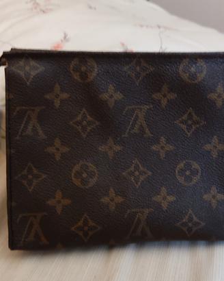 Toilette 19 Trousse  Louis Vuitton 