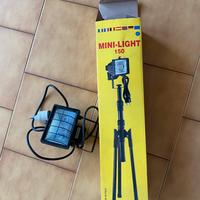 Lampada treppiedi