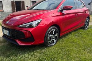 Mg3 hybrid plus luxury 194cv hybrid full optional 