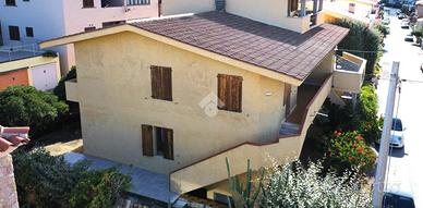 4 LOCALI A TRINITÀ D'AGULTU E VIGNOLA