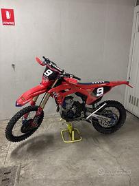 Honda CRF 250 - 2023