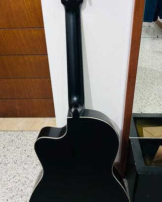 Chitarra con custodia