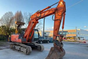 HITACHI ZAXIS 180 LCN TRIPLICE
ANNO 2007