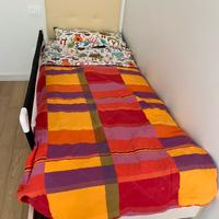 Letto singolo con materasso