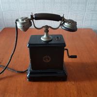 Telefono Ericsson a manovella