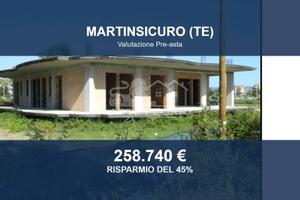 Immobile in asta di 456 m² a Martinsicuro