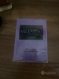 Profumo Valentino Donna Born in rome