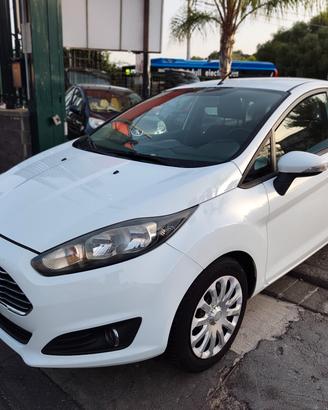 Ford Fiesta 1.4 5 porte Bz.- GPL