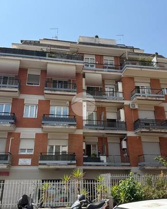 3 LOCALI A ROMA
