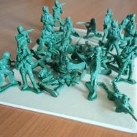 set 30 pz. soldatini nuovi plastica vintage 