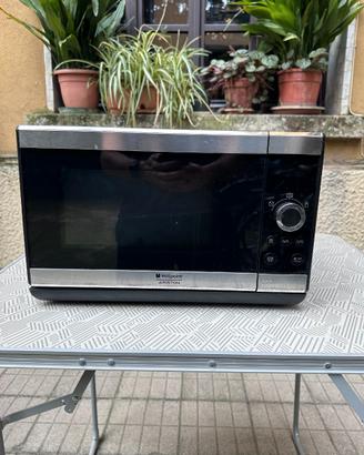 Forno combinato grill e microonde Hotpoint Ariston